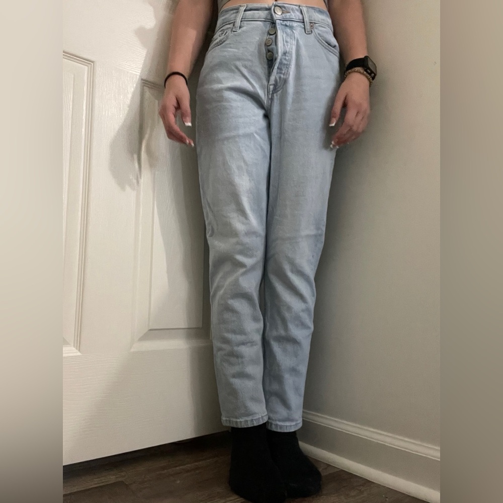 Aeropostale light blue high waisted mom jeans